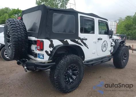 2014 Jeep Wrangler Unlimited Sahara из США, поврежденный, VIN 1C4BJWEG4EL197047